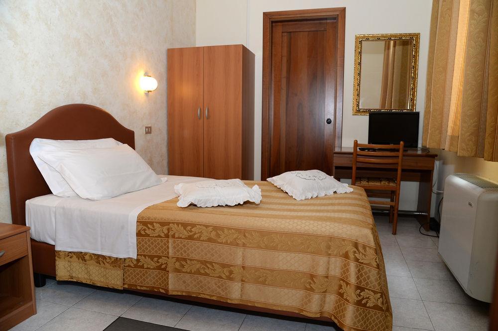 Hotel Marco Polo Self Check-In Bologna Eksteriør bilde