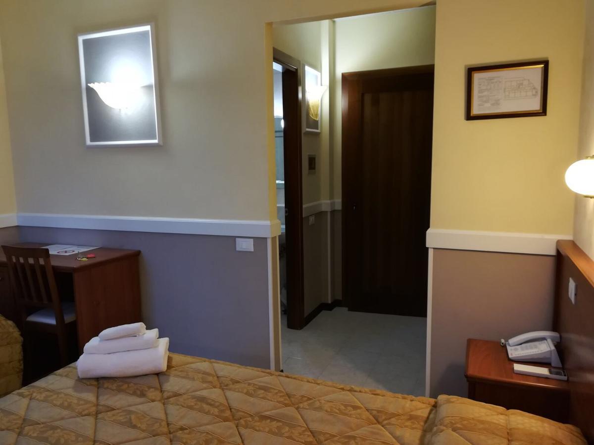 Hotel Marco Polo Self Check-In Bologna Eksteriør bilde