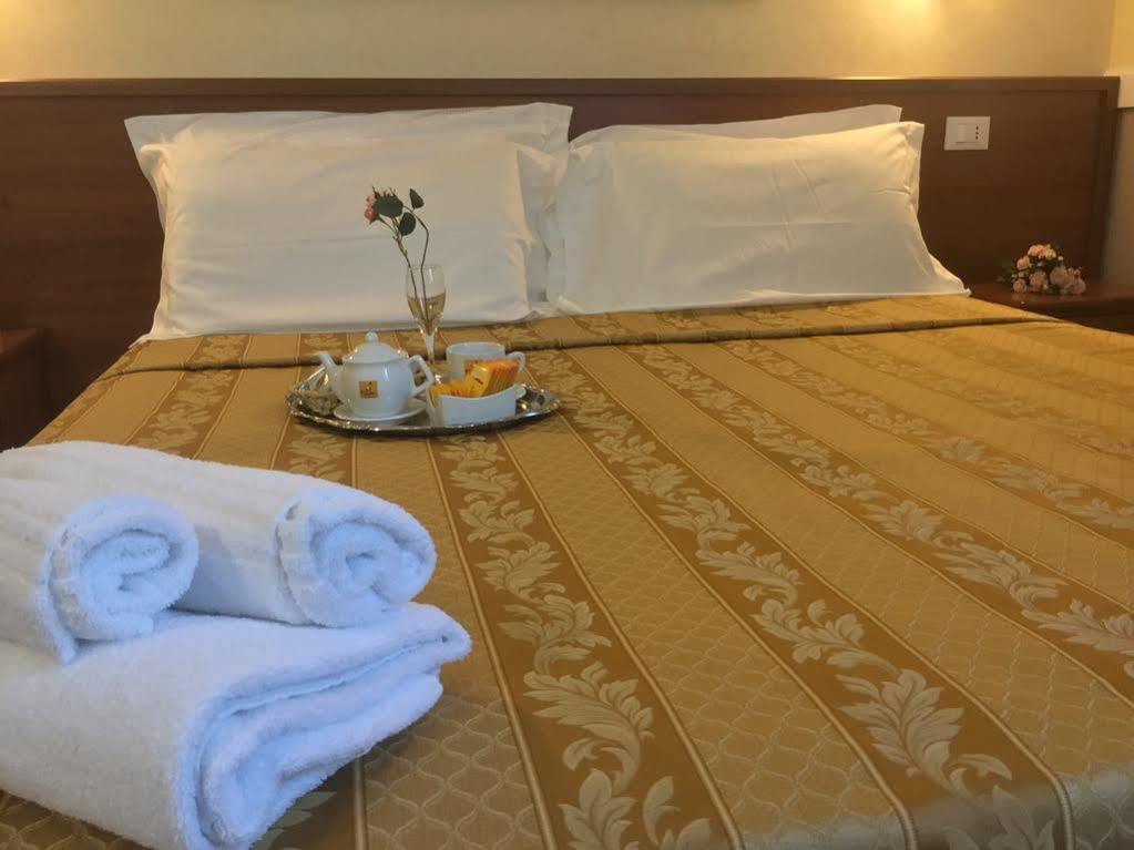 Hotel Marco Polo Self Check-In Bologna Eksteriør bilde