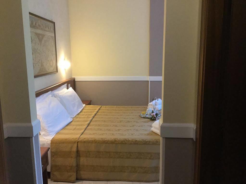 Hotel Marco Polo Self Check-In Bologna Eksteriør bilde