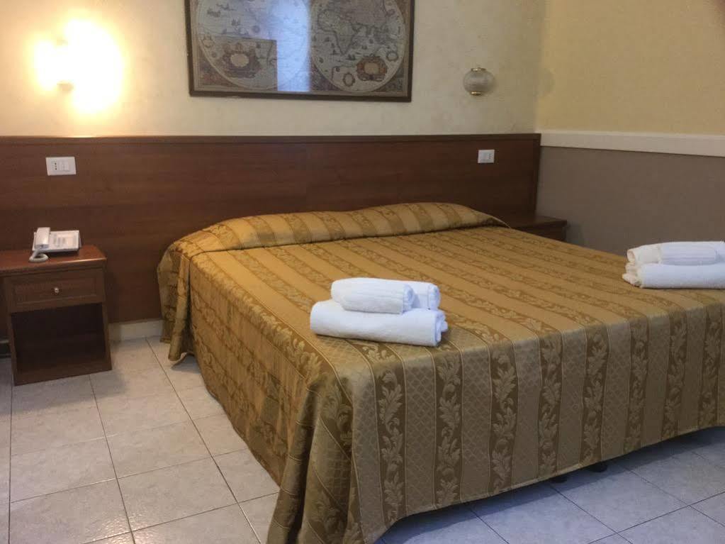 Hotel Marco Polo Self Check-In Bologna Eksteriør bilde